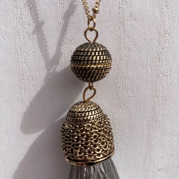 Tassel Necklace Gray and Goldtone 32” long dainty chain - Picture 4 of 6